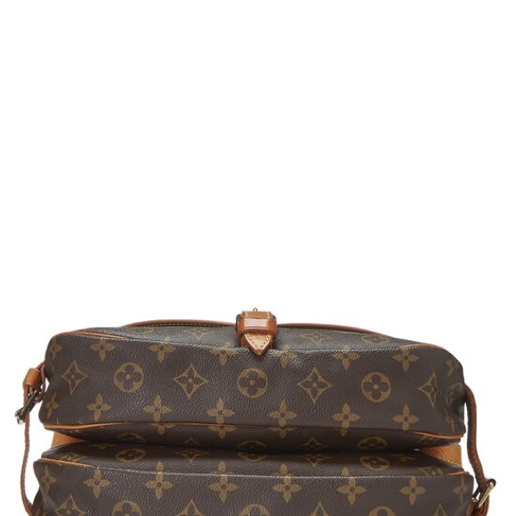 Louis Vuitton Manogram Canvas Saundra 30 - Picture 8 of 10